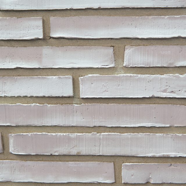 Decorative White Brick Wall Finish [Photo]